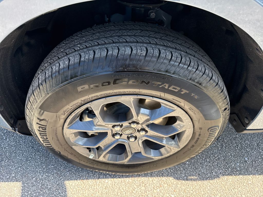 Certified Used 2025 Gray Ford XLT image 12