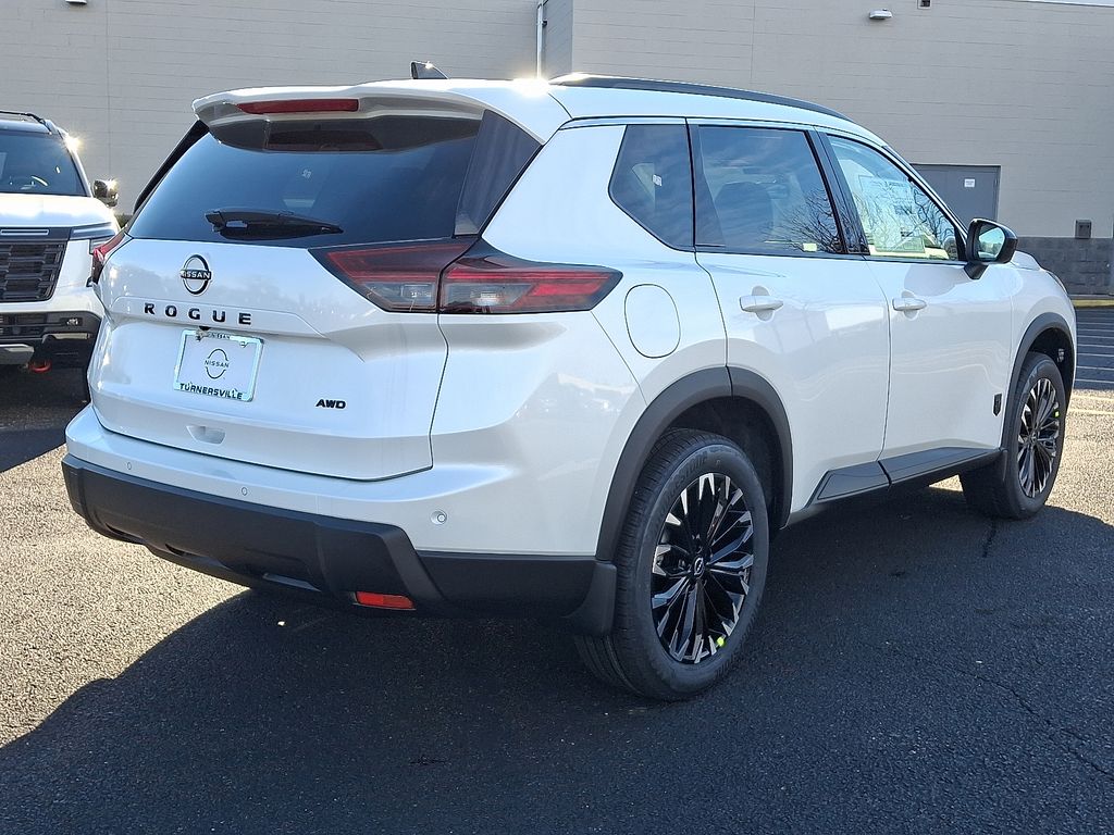 Thumbnail: 2026 Nissan Rogue - 4