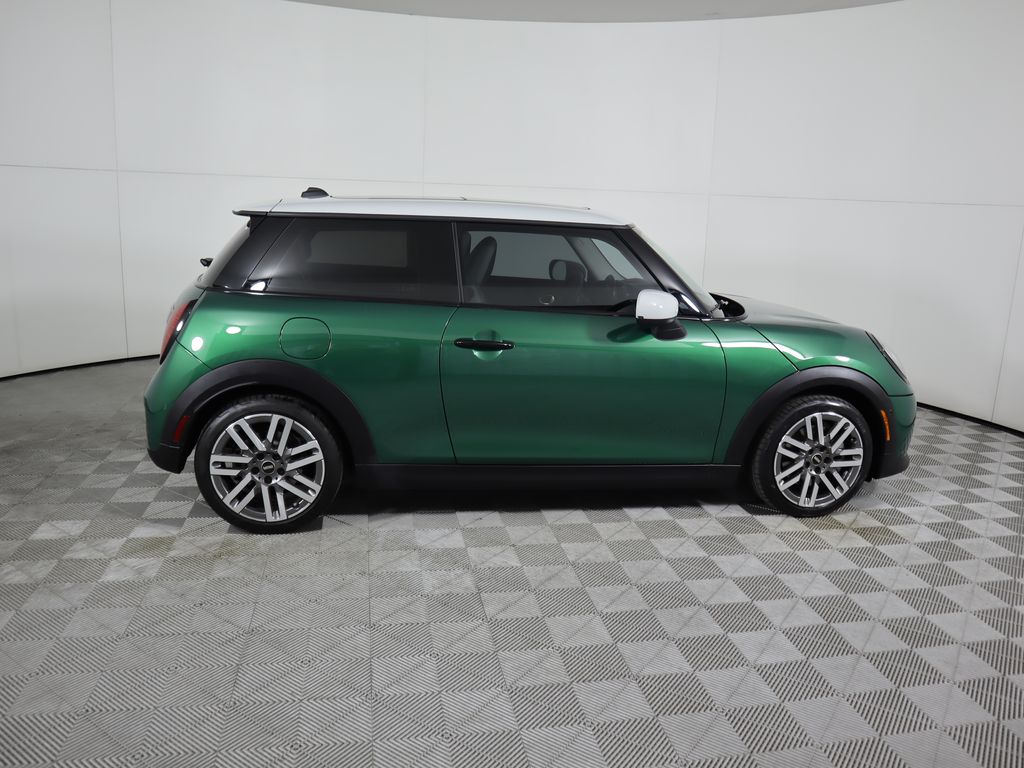 Thumbnail: 2025 MINI Cooper - 4