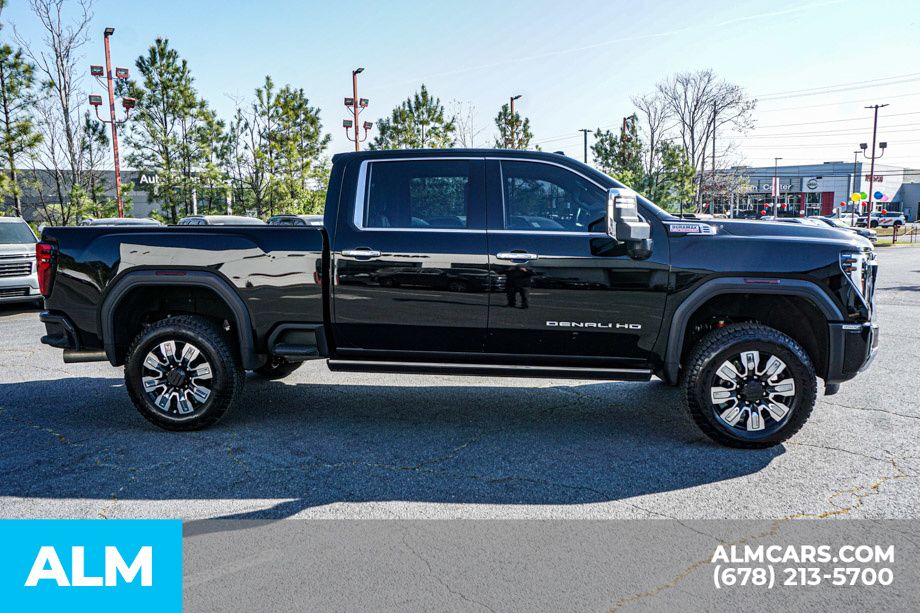 Used 2025 Black GMC Denali image 8
