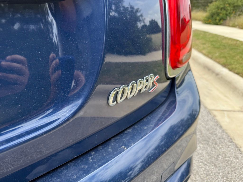 Thumbnail: 2015 MINI Cooper - 10