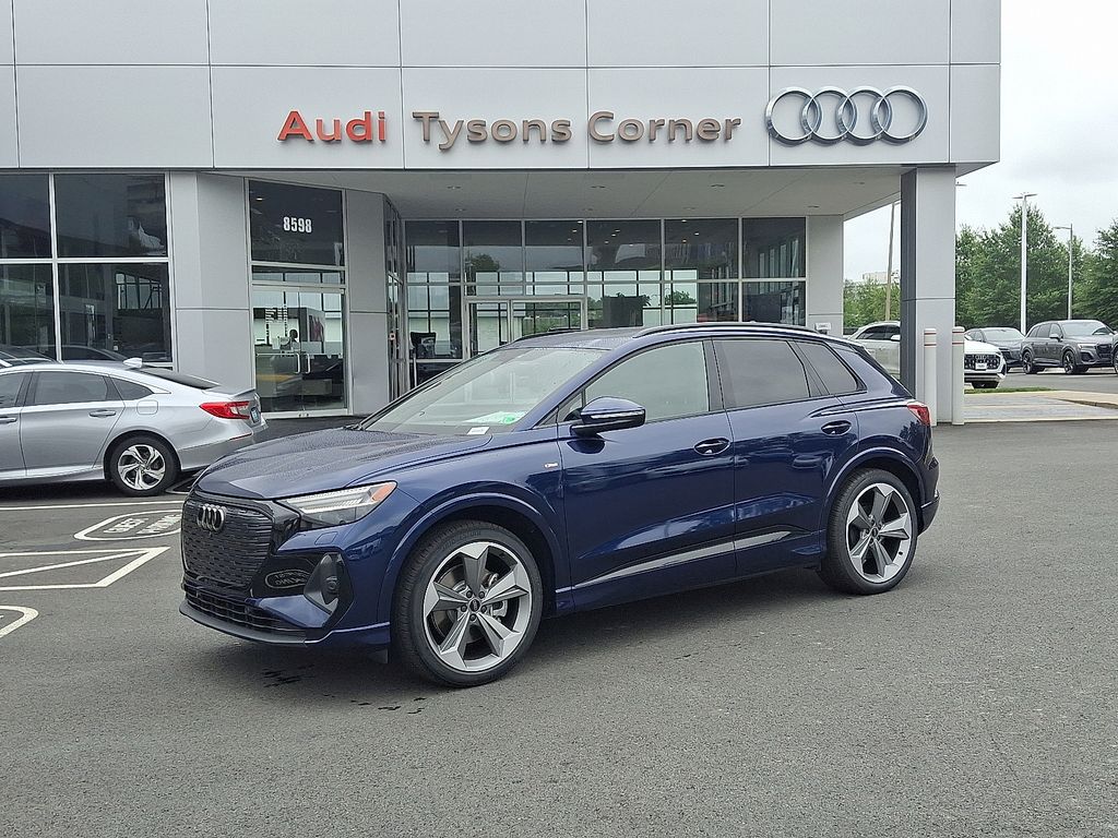 2025 Audi Q4 e-tron  -
                  Vienna, VA