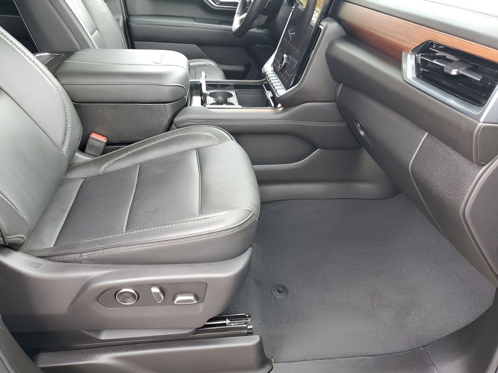 Used Car 2025 Gmc Yukon  Denali For Sale Under $70,000 In Austin, Texas