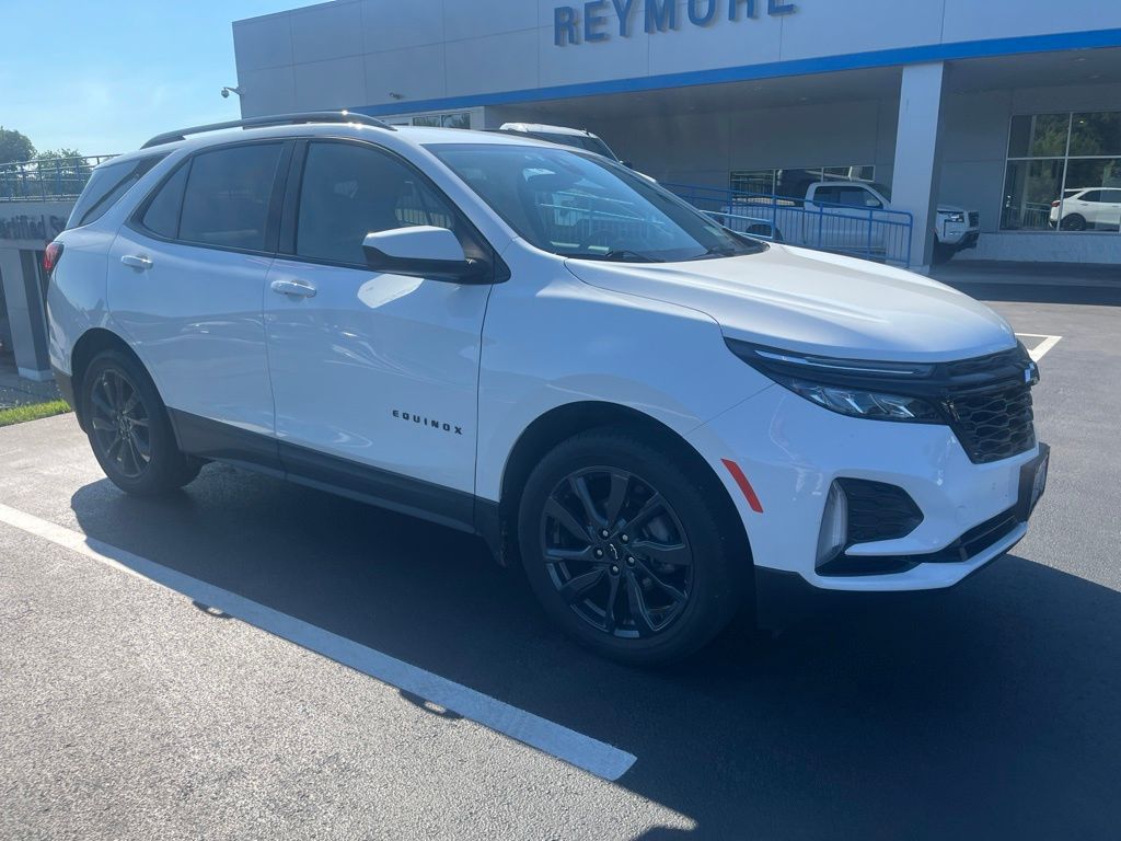 Summit White 2024 Chevrolet Equinox SUV / Crossover Four-Wheel Drive 6-Speed Automatic Overdrive
