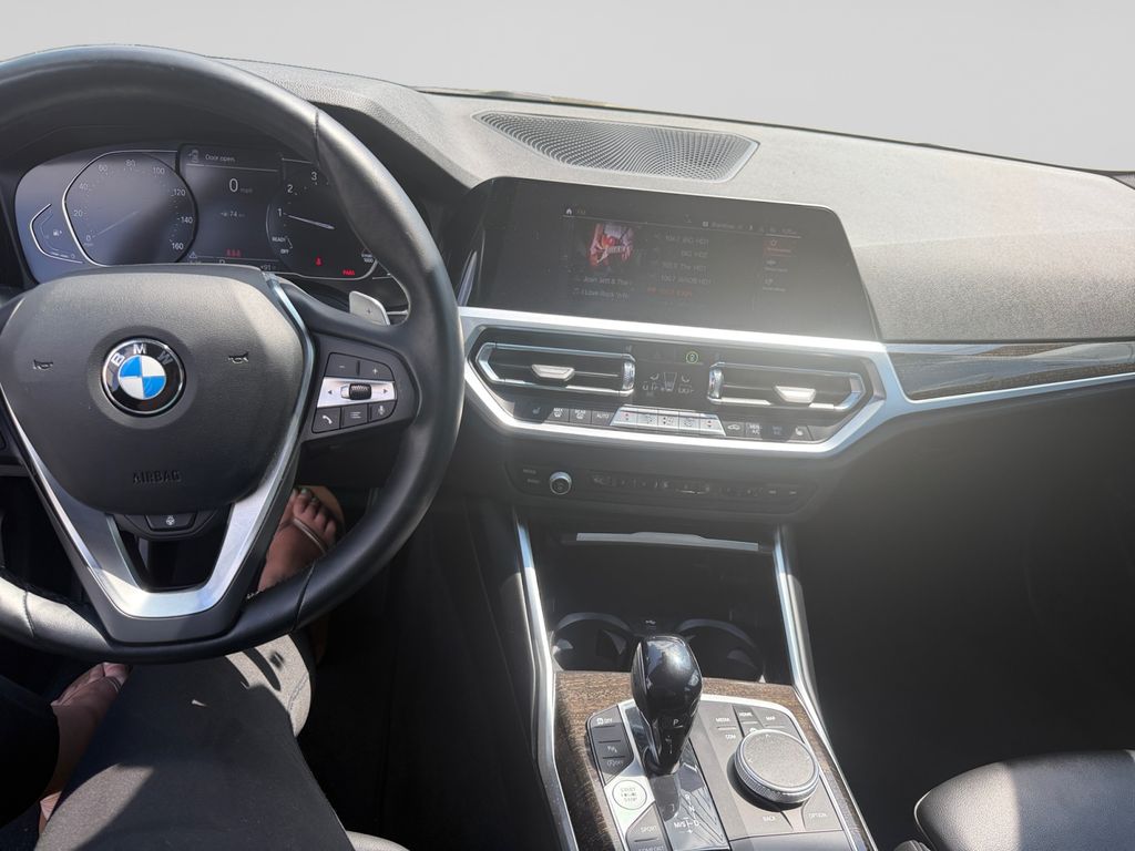 2022 BMW 3 Series 330i xDrive - 11
