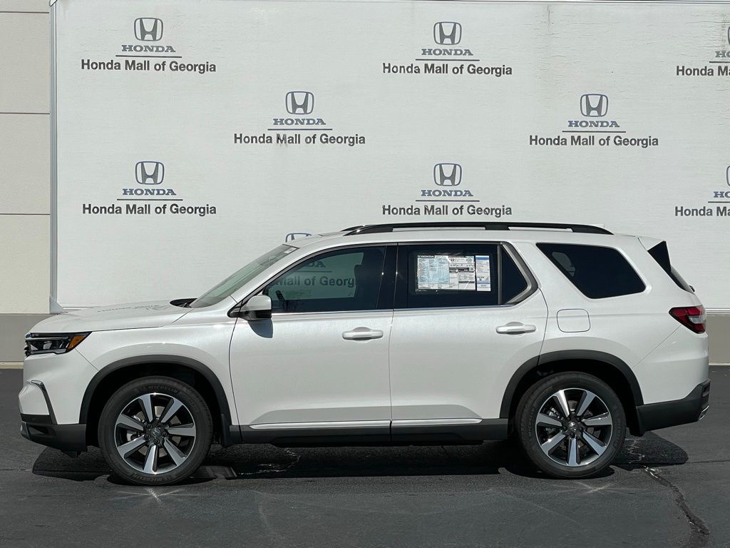 2025 Honda Pilot Touring 2