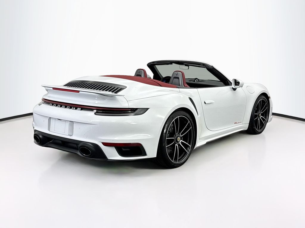 Thumbnail: 2022 Porsche 911 - 7