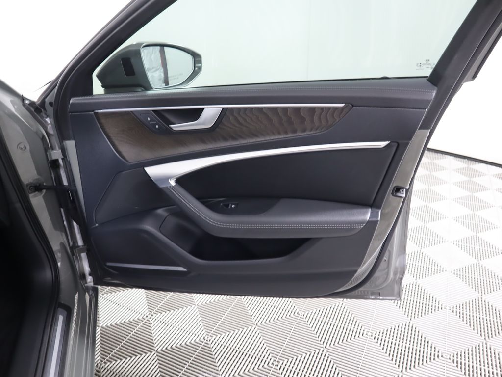Thumbnail: 2022 Audi A6 - 26