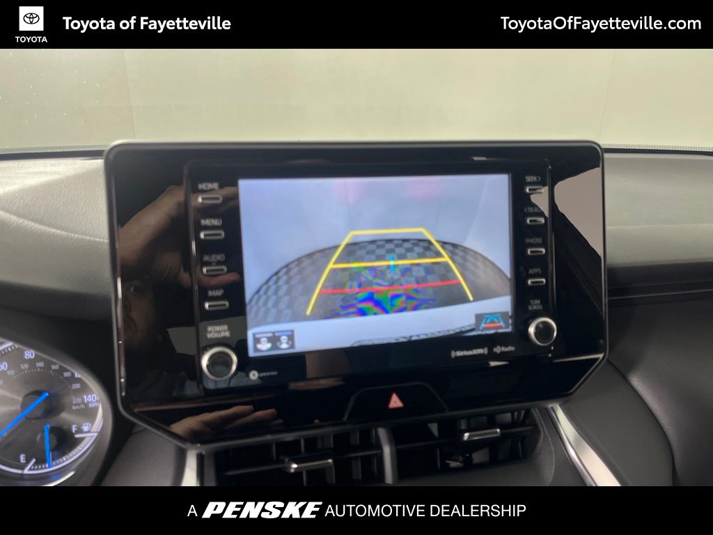 Thumbnail: 2021 Toyota Venza - 32