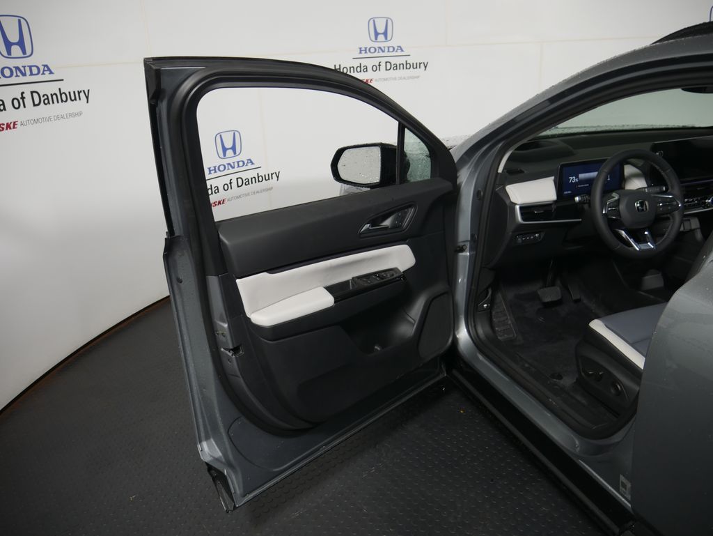 Thumbnail: 2025 Honda Prologue - 10