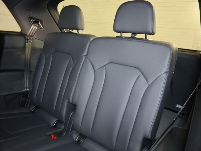 Thumbnail: 2025 Audi Q7 - 22