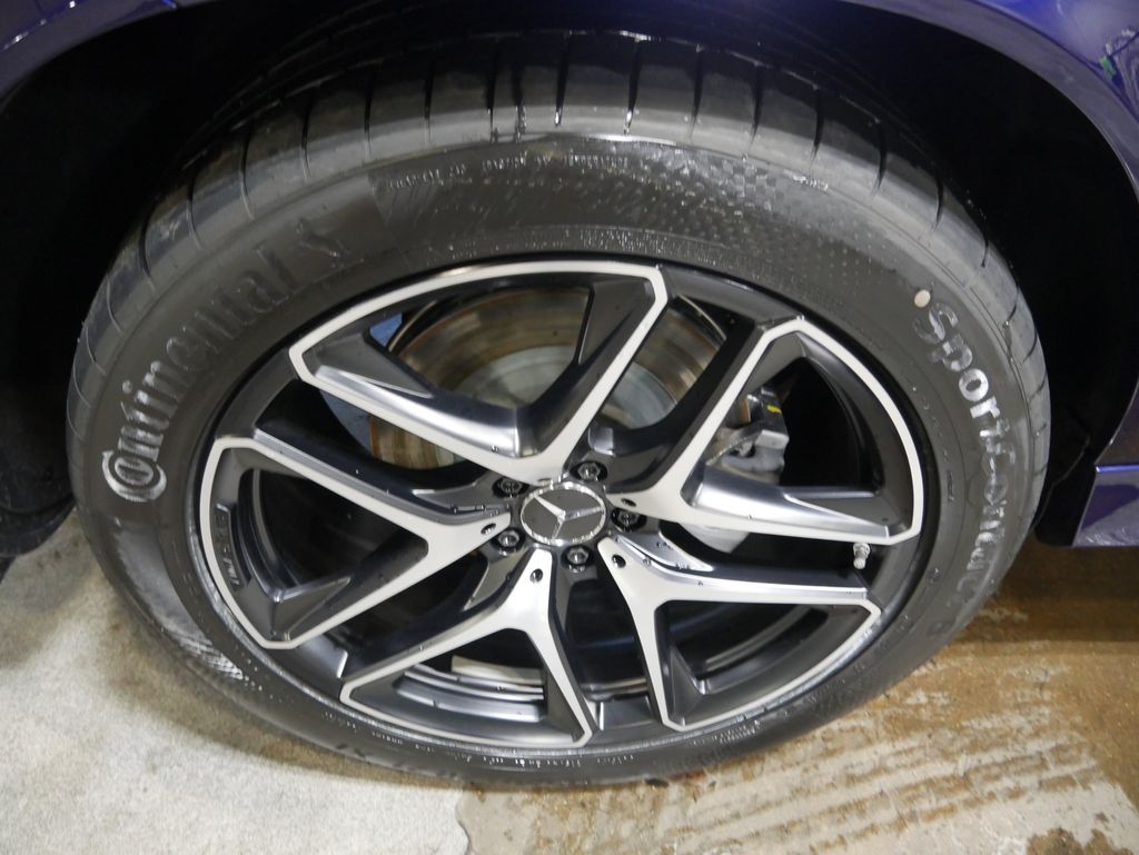 Thumbnail: 2026 Mercedes-Benz GLE - 14