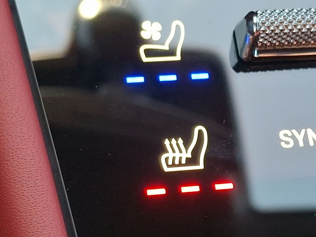 Thumbnail: 2026 Porsche Cayenne - 24