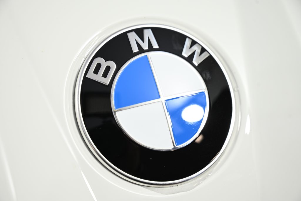 Thumbnail: 2026 BMW X3 - 13