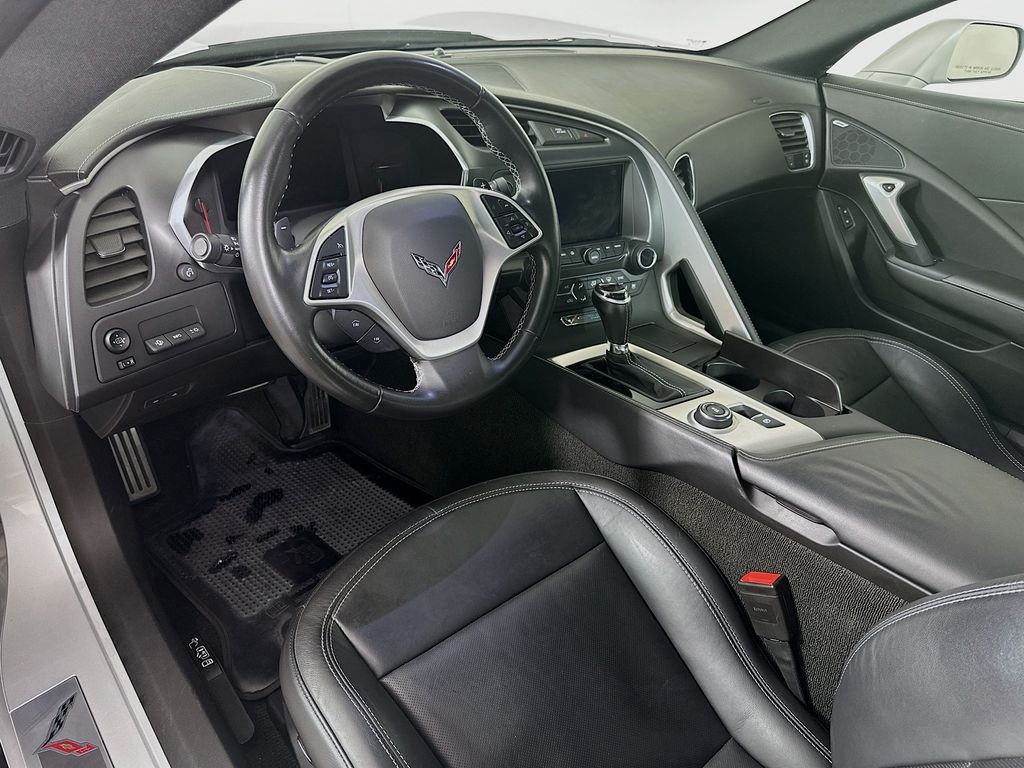 Thumbnail: 2015 Chevrolet Corvette - 9