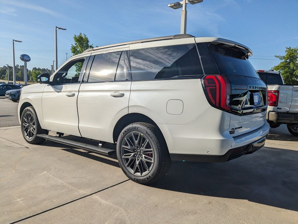 2025 Ford Expedition Platinum