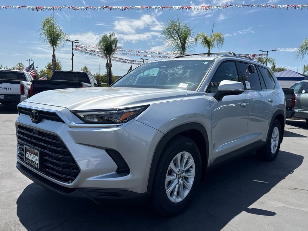 New 2026 Toyota Grand Highlander Hybrid SUV