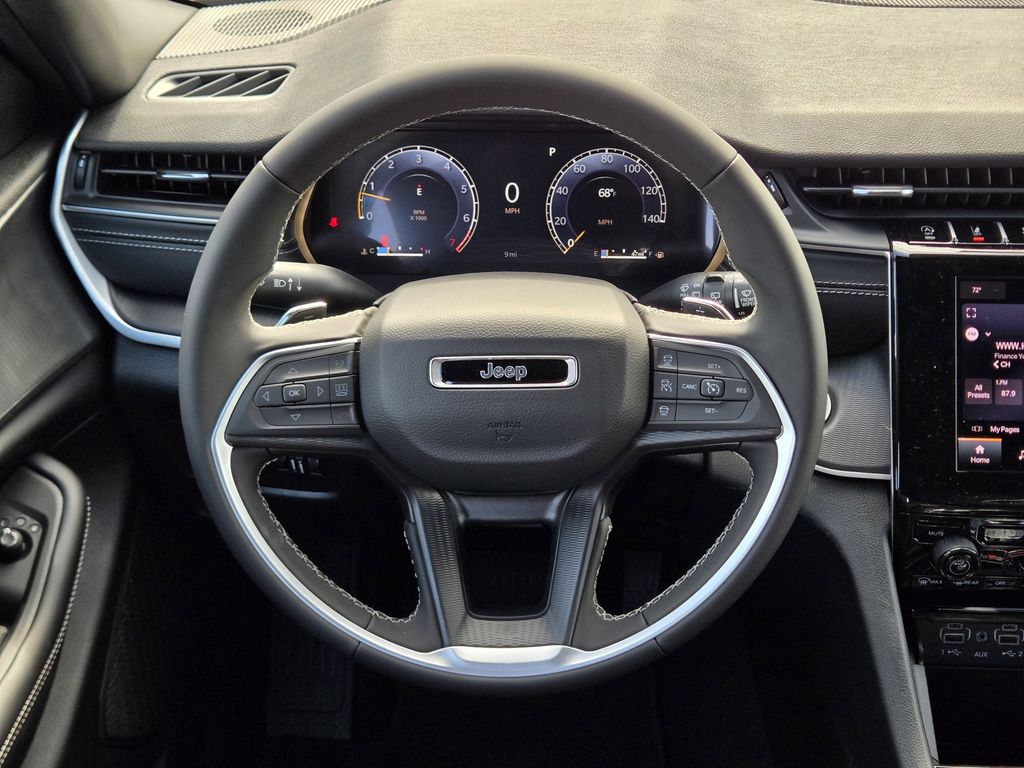 2026 Jeep Grand Cherokee Laredo - 9