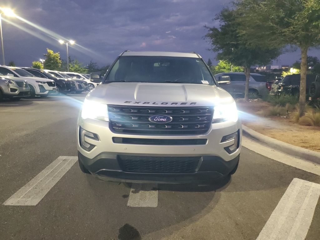 Used Car 2017 Ford Explorer  Xlt For Sale Under $20,000 In Austin, Texas