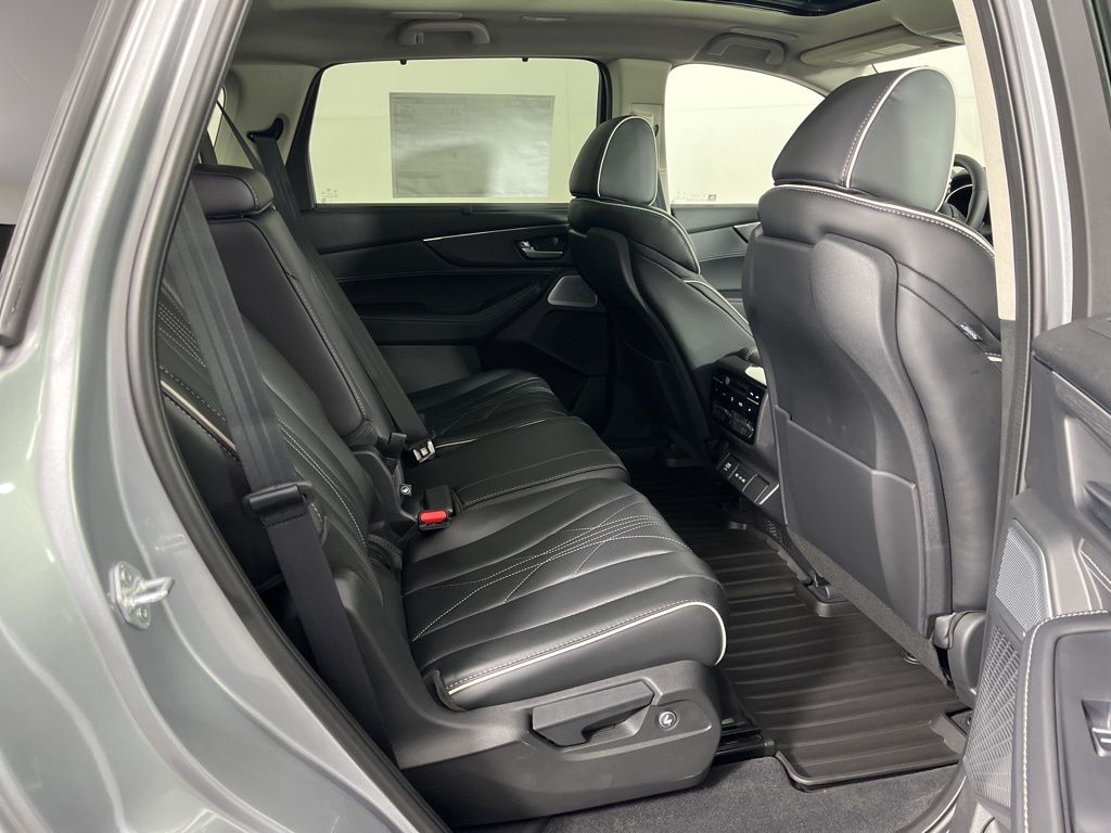 Thumbnail: 2026 Acura MDX - 13