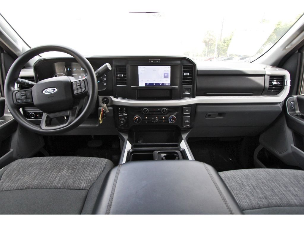2025 Ford F-250SD XLT - 8