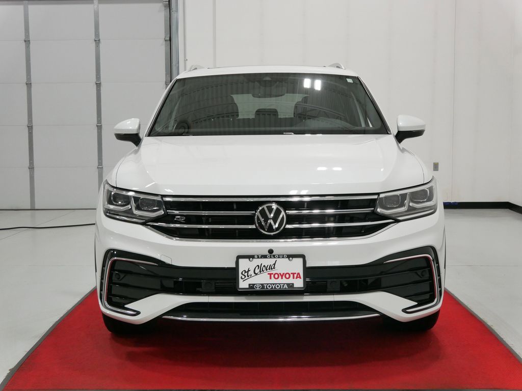 Used 2022 Volkswagen Tiguan SEL R-LINE with VIN 3VV4B7AX5NM176001 for sale in Waite Park, Minnesota