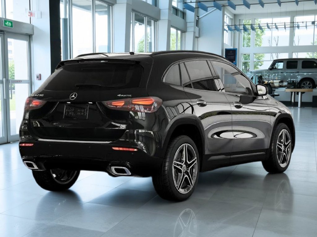 Thumbnail: 2026 Mercedes-Benz GLA - 21