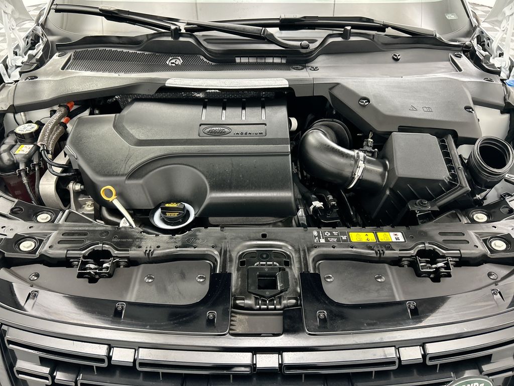 Thumbnail: 2025 Land Rover Range Rover Evoque - 28