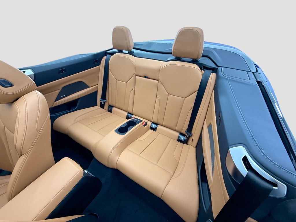 Thumbnail: 2027 BMW 4 Series - 18