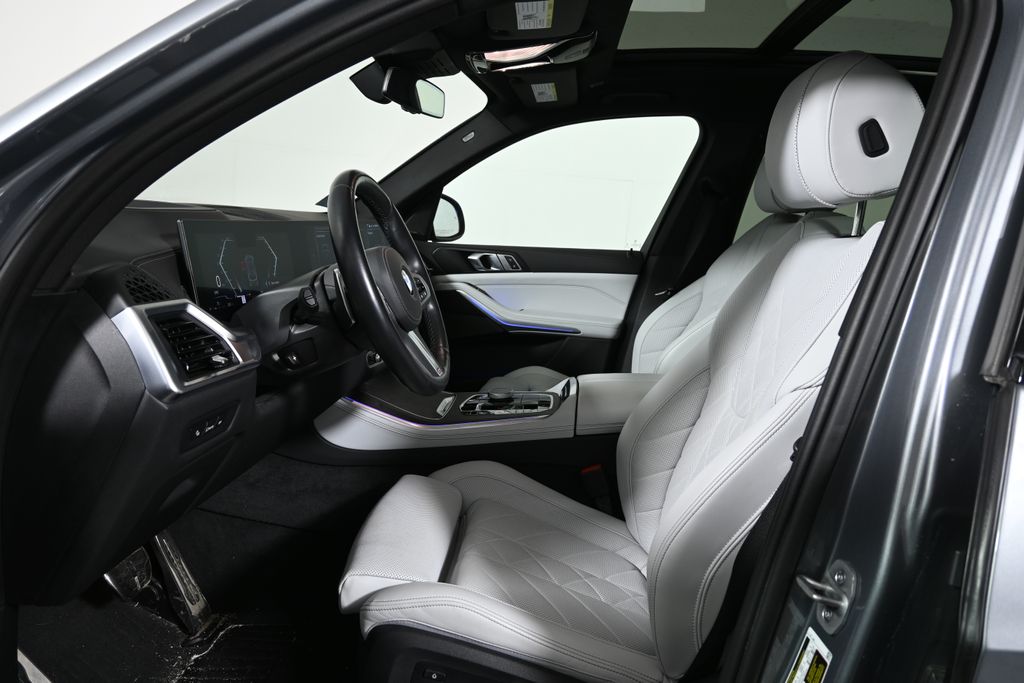 Thumbnail: 2024 BMW X5 - 3