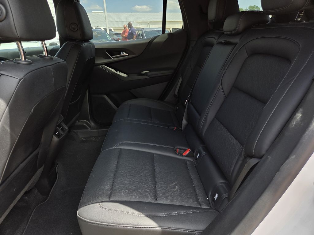Used 2025 Chevrolet Equinox SUV