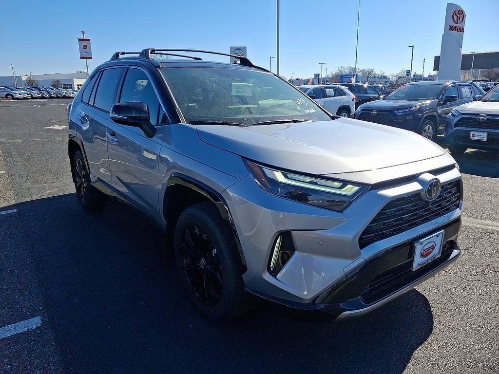 Thumbnail: 2025 Toyota RAV4 - 2