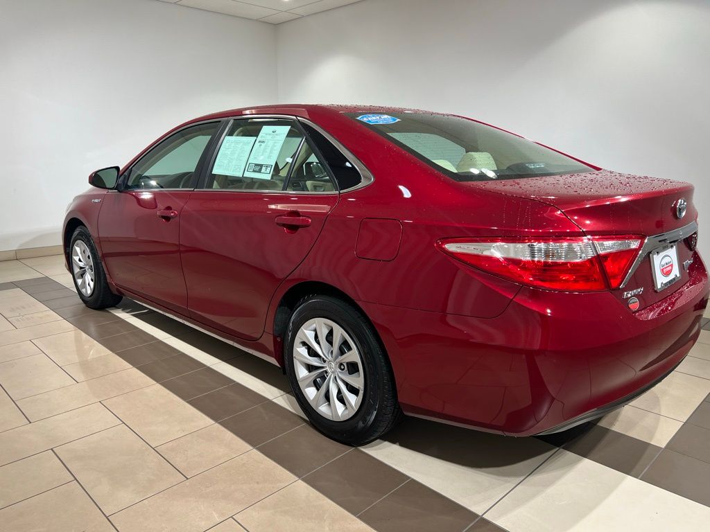 2015 Toyota Camry LE 4