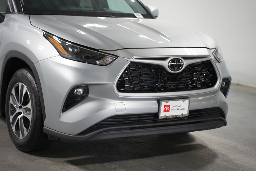 2023 Toyota Highlander XLE 4