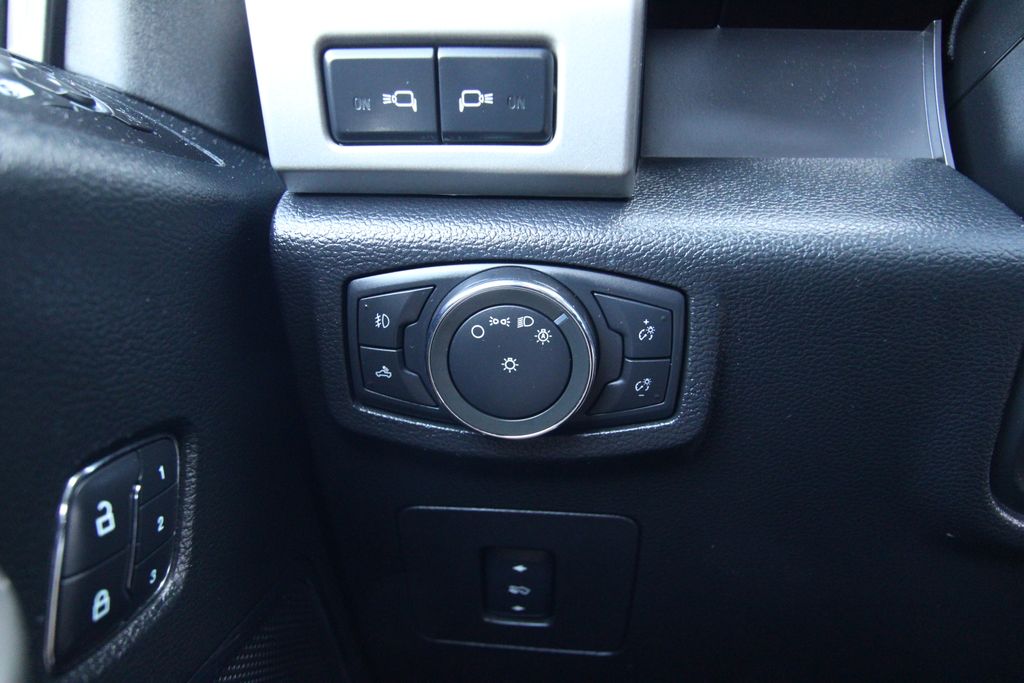 Used 2016 Ford F-150 Truck