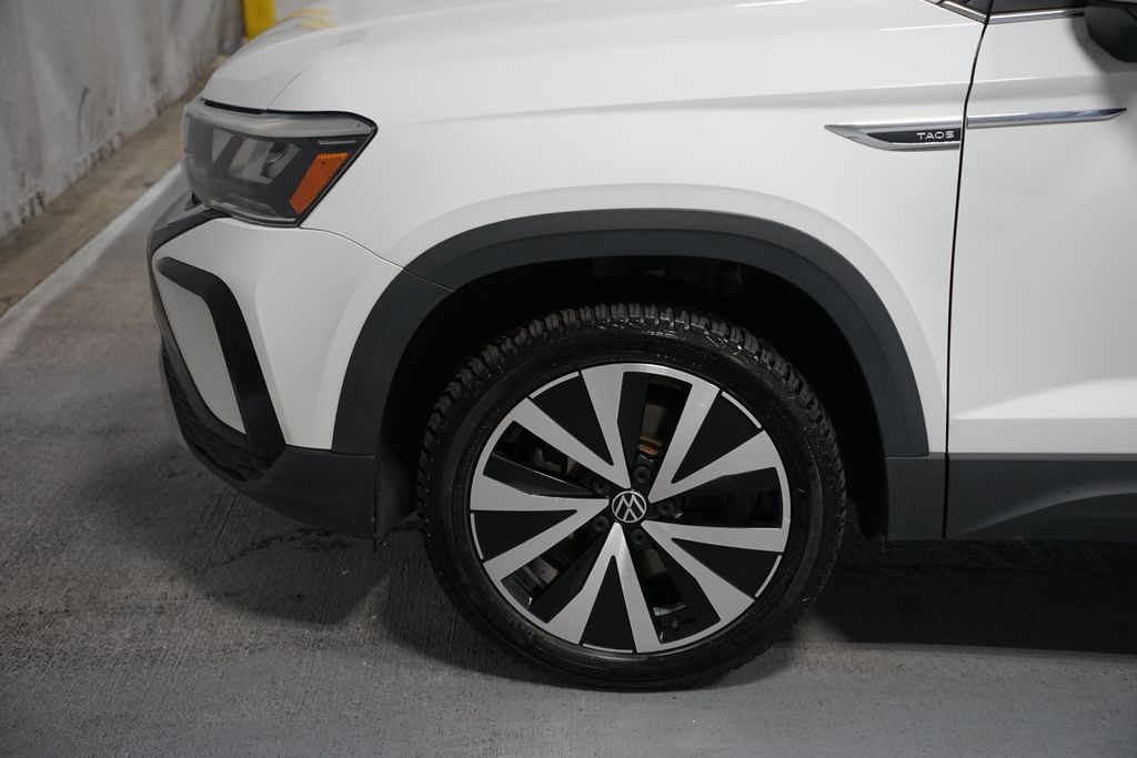 Thumbnail: 2022 Volkswagen Taos - 5