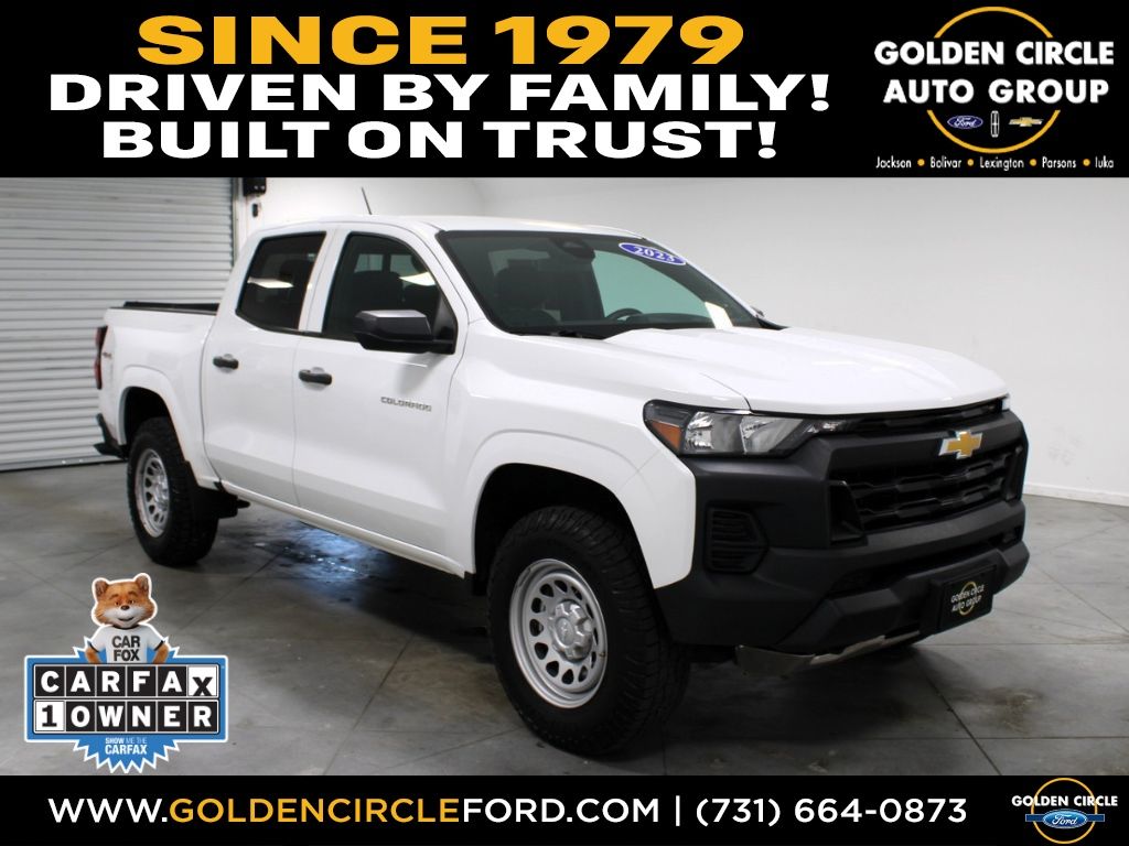 Summit White 2023 Chevrolet Colorado Pickup Truck Four-Wheel Drive 8-Speed Automatic
