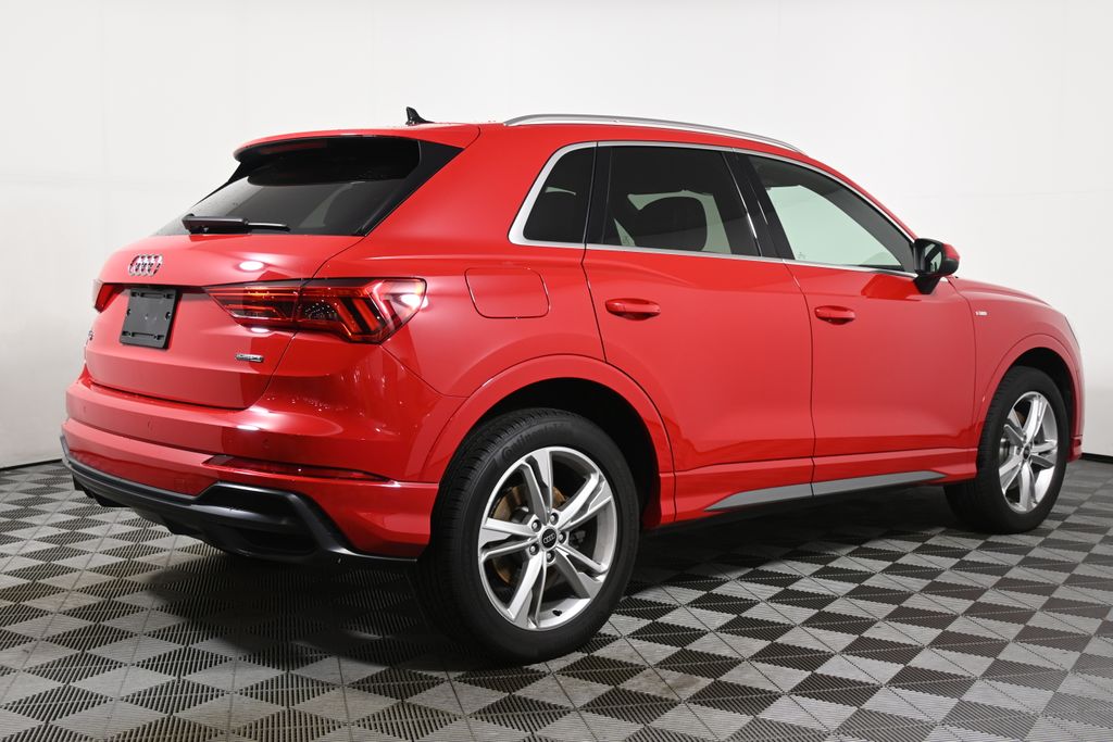 Thumbnail: 2022 Audi Q3 - 7