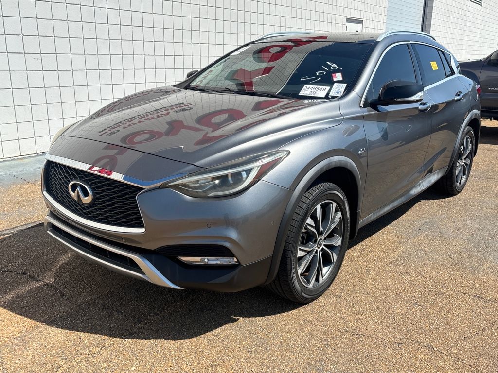 2018 INFINITI QX30 Premium AWD