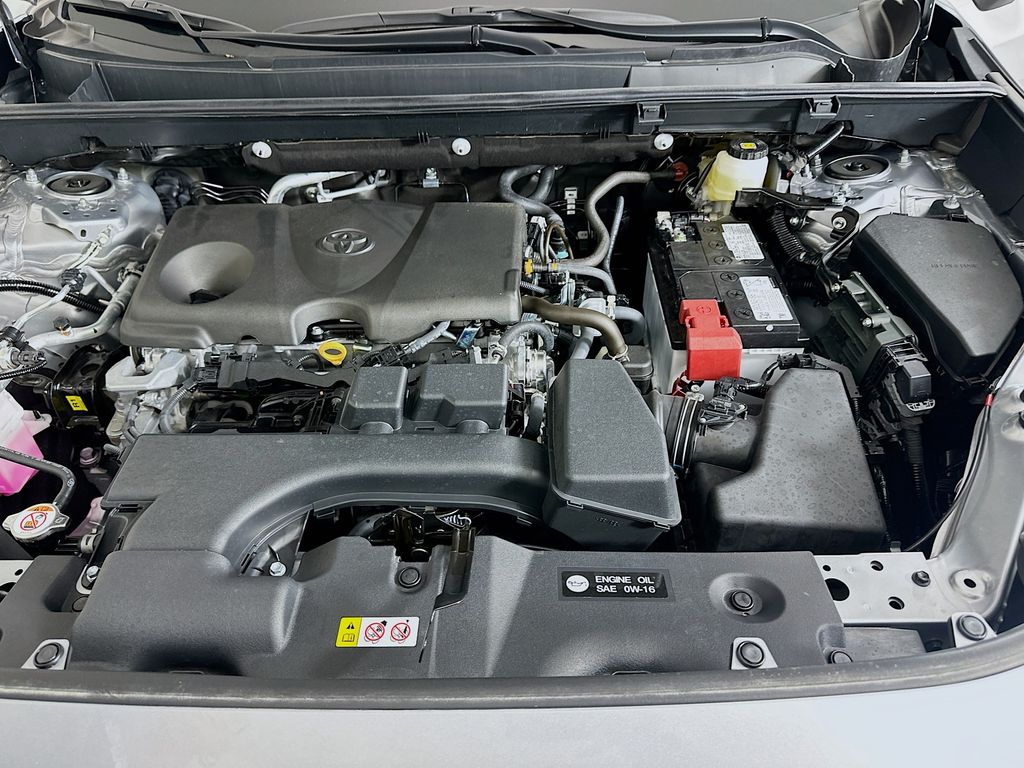 Thumbnail: 2025 Toyota RAV4 - 30