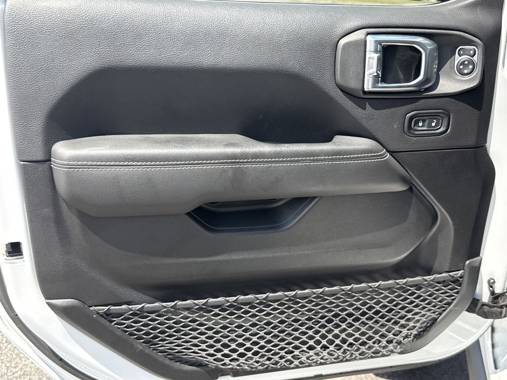 2021 Jeep Wrangler Unlimited Rubicon White at River Oaks CDJR
