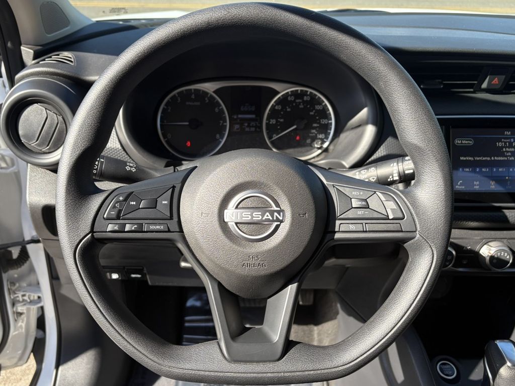 2024 Nissan Kicks S
