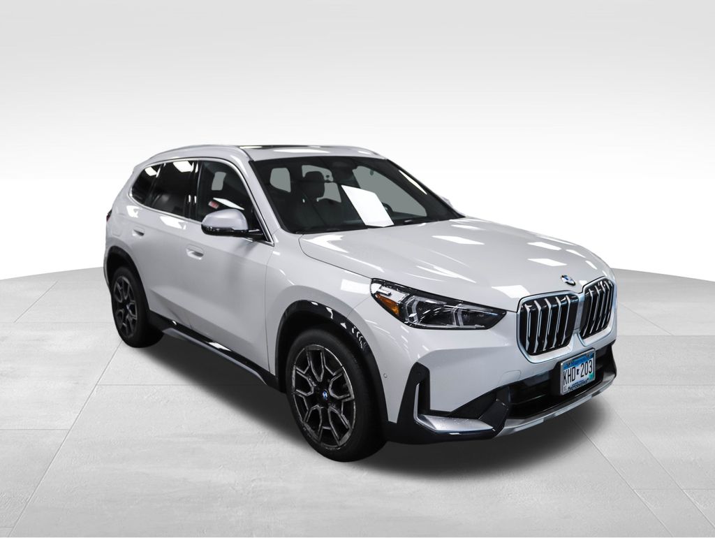 Thumbnail: 2023 BMW X1 - 7