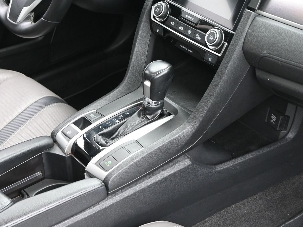 2017 Honda Civic Touring