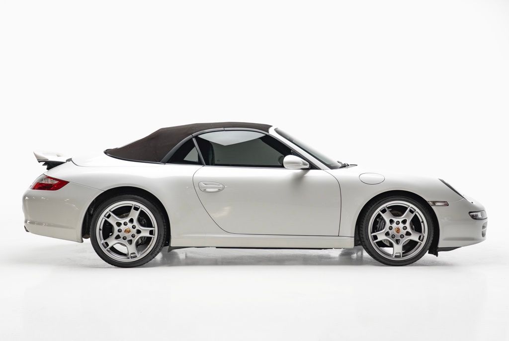 2006 Porsche 911 - Thumbnail 8