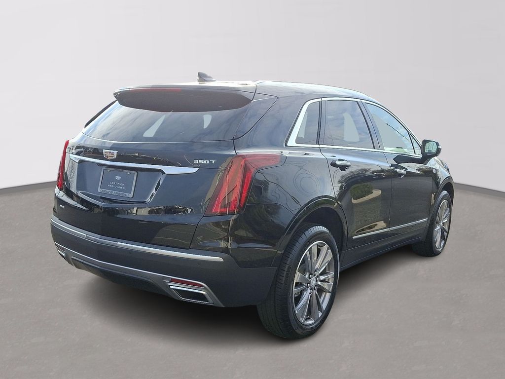 Thumbnail: 2025 Cadillac XT5 - 6
