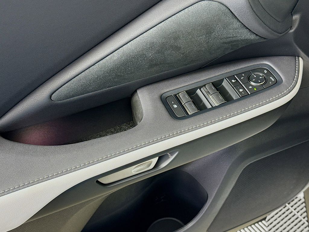 Thumbnail: 2026 Lexus TX - 20