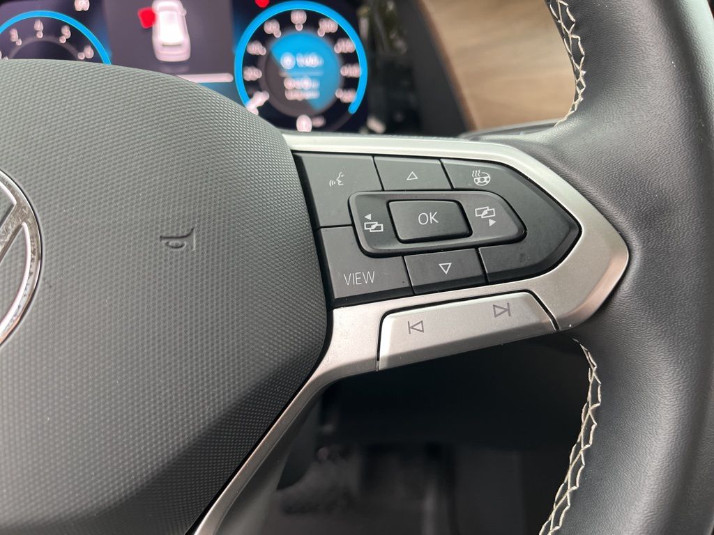 2024 Volkswagen Atlas SE 22
