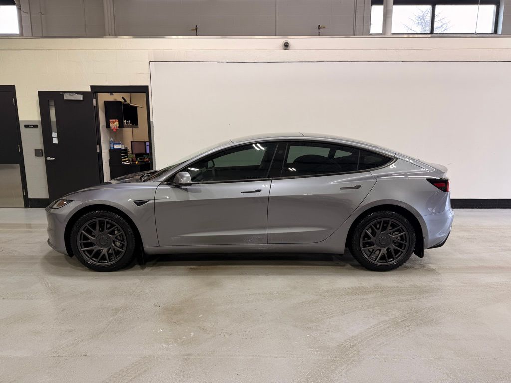 Thumbnail: 2025 Tesla Model 3 - 2