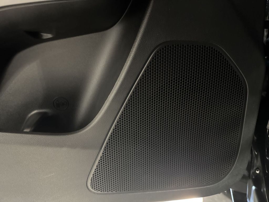 used 2019 Jeep Cherokee car, priced at $16,702